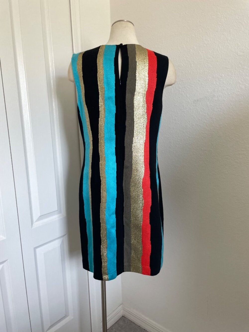 Milly Women's Black Sleeveless Metallic Striped Colorful Mini Dress Size Large - Picture 7 of 13